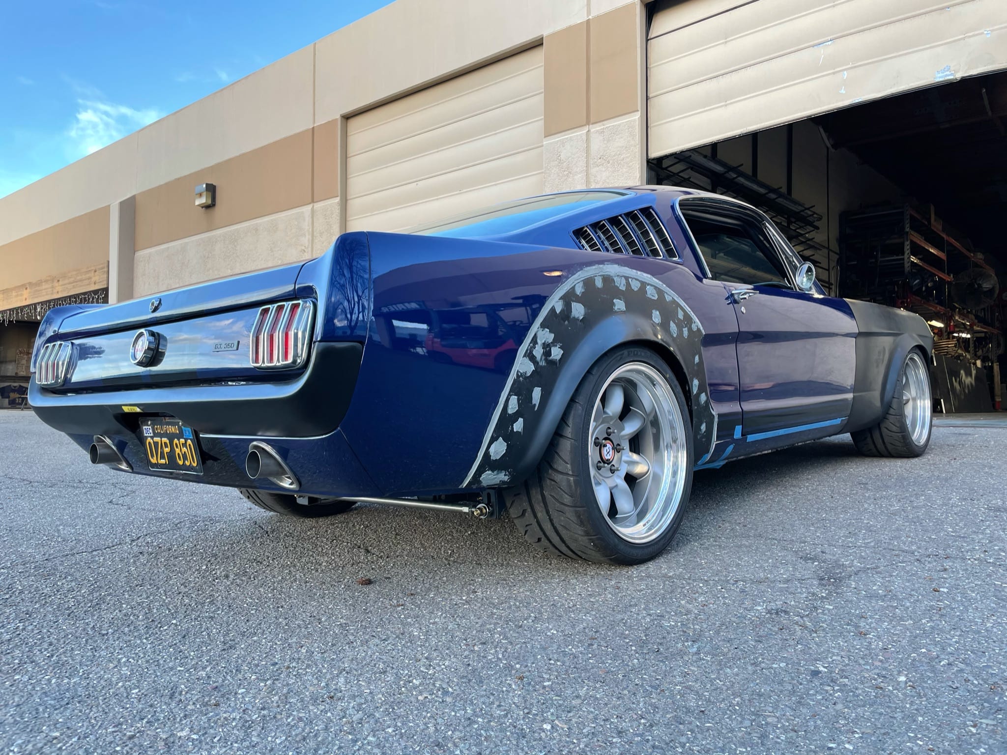 roberts fastback 8